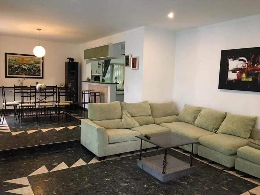 Dolphin House Hostel Faro Quarto foto